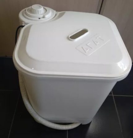 L'unité est extrêmement facile à gérer. Agate bébé avec revers