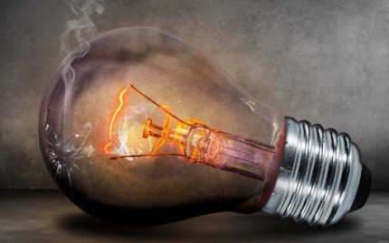 Lampe incandescente à risque d'incendie