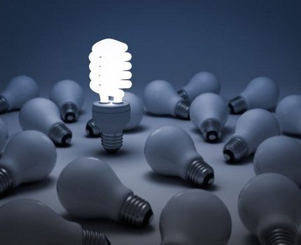 Lampes à incandescence et module luminescent compact