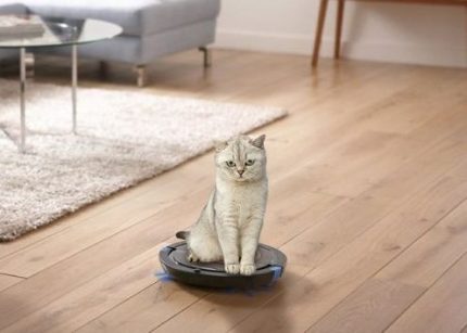 Le Philips FC8776 est extrêmement silencieux Processus de nettoyage des sols