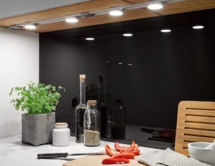 Éclairage avec ampoules à diode Lampes LED à l'intérieur