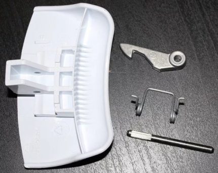 How to replace the door handle