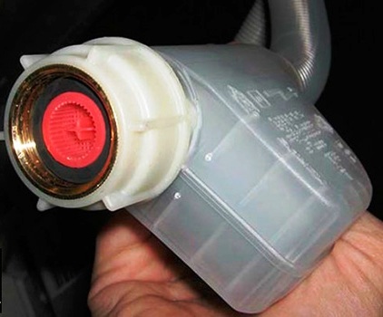 Filtre dans le tuyau d'arrivée Filtre dans le tuyau d'arrivée