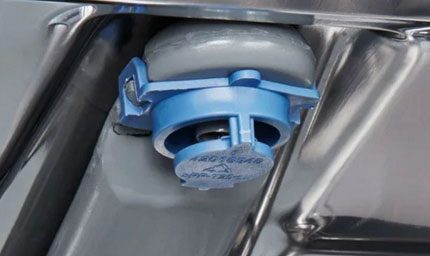 Les trous des buses peuvent être nettoyés par vous-même. Buse aérienne