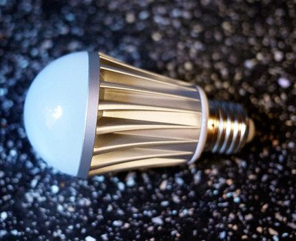 Leuchtende BT Smart Bulb