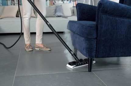 Aspirateur à vapeur