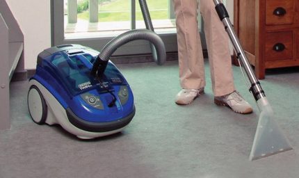 Nettoyage de tapis avec un aspirateur Nettoyage de tapis