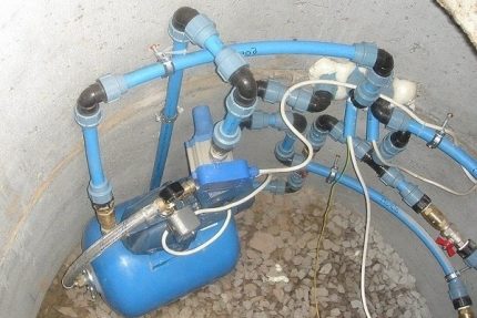 Autonomous water supply system Air injection in a hydraulic tank