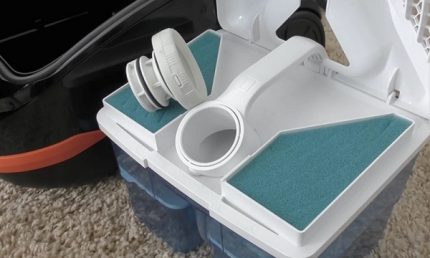 A dust box with an aqua box system is filled with water Waste bin with aqua box system