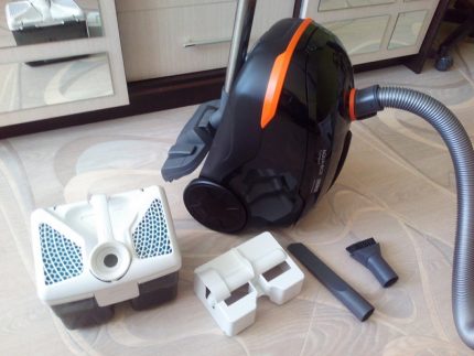 Components of Thomas Aqua-Box Compact Components of Thomas Aqua-Box Compact