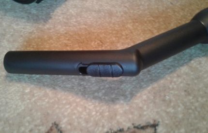 Damper for mechanical adjustment of suction power Suction force regulator