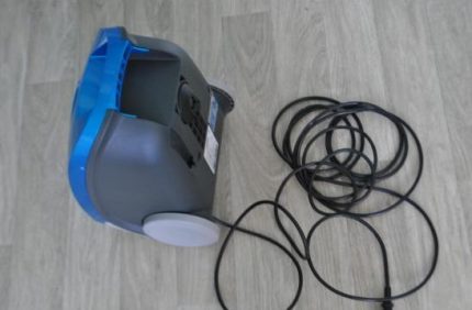 The cord of this model reaches 6 meters SC4140 Power Cable