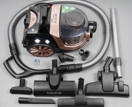 Komplettsatz des Zyklonstaubsaugers Zyklon-Staubsaugerteile