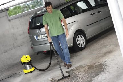 Karcher WD 3 Premium can also be used in the garage Vacuum cleaner Karcher in the garage