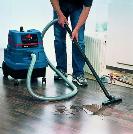 Aspirateur de lavage