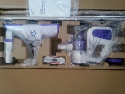 After purchase, the vacuum cleaner will be collected Disassembled vacuum cleaner in a package