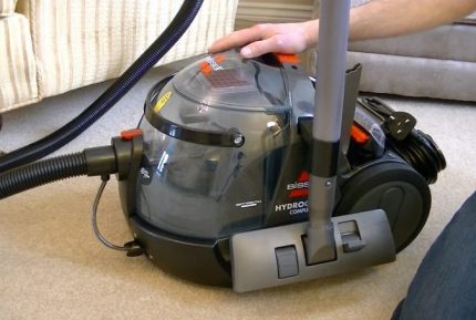 Aspirateur filtré à l'eau Modèle d'aspirateur avec aquafiltre