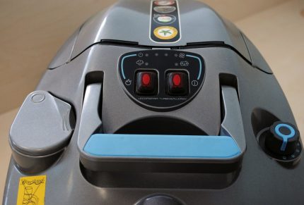 Nettoyeur vapeur pour nettoyer diverses surfaces Modèle Polti Lecoaspira Turbo & Allergy