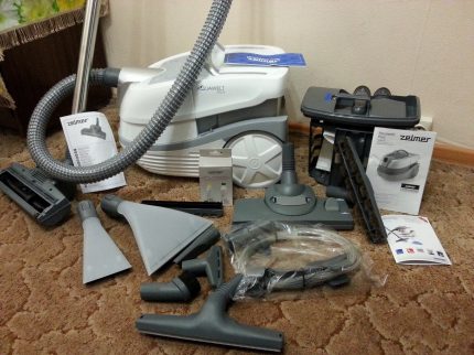 Modèle complet avec aquafiltre Jeu de buses pour l'aspirateur Zelmer