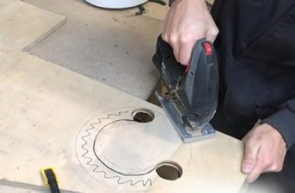 Élément bouclé de découpe