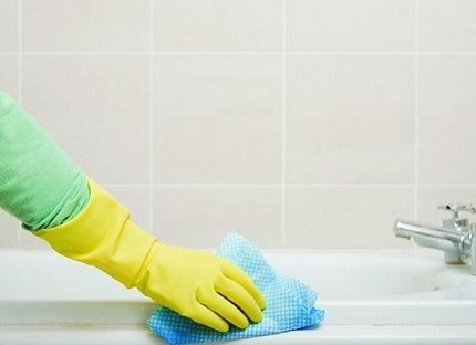 Dégraisser la surface du bain Dégraissage de surface