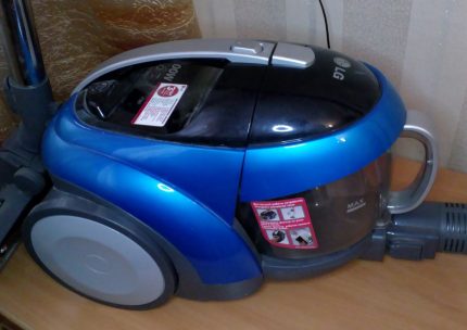 Aspirateur LG2000w avec collecteur de poussière transparent