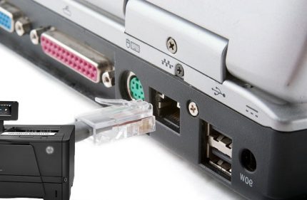 Connexion d'une imprimante à l'aide d'un câble Types de câbles