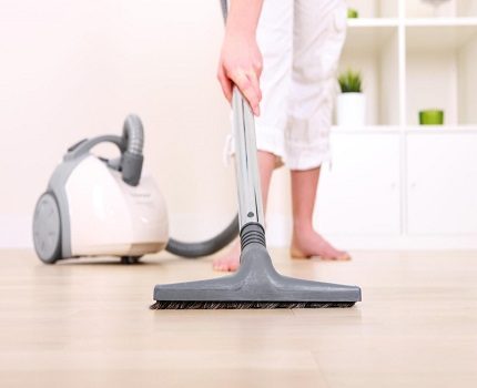 Cleaning smooth floor surfaces Vacuum cleaner power