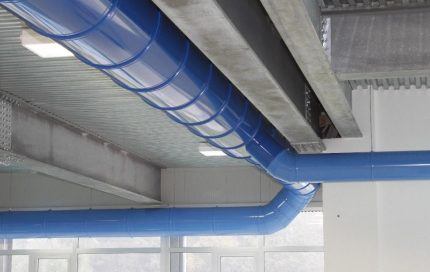 Ducts in industrial space