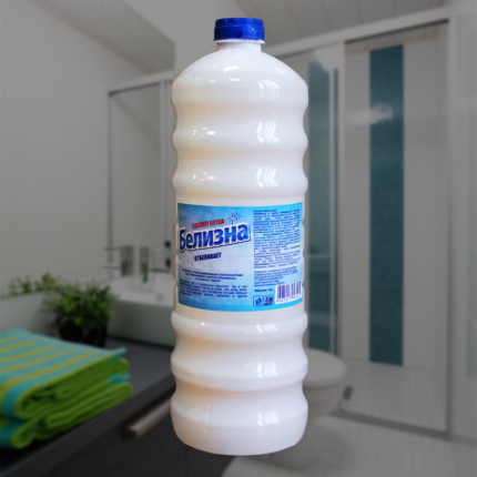 Preiswerte Schimmelbekämpfung im Bad Weiß gegen Schimmel