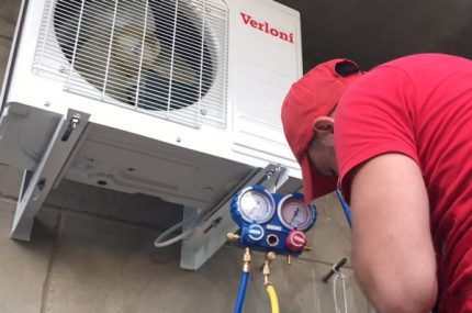 Remplissage du système de fréon Si le climatiseur se casse, vous devrez appeler le maître