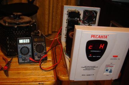 Stabilisateur de tension démonté