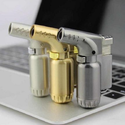 Apparition d'un briquet brûleur Brûleur de type plus léger