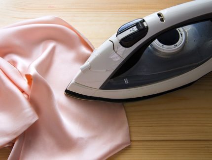 Fer à repasser pour le redressage des sections de tuyaux Fer à repasser pour le lissage des sections de tuyaux