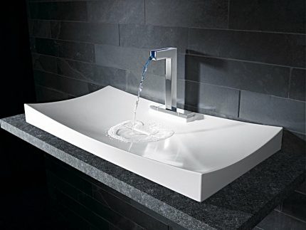 Using a shallow sink in the bathroom Sanitary Ware Sink