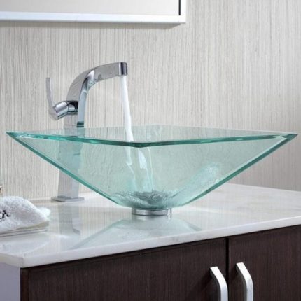Glass sink afraid of bumps Clear glass washbasin