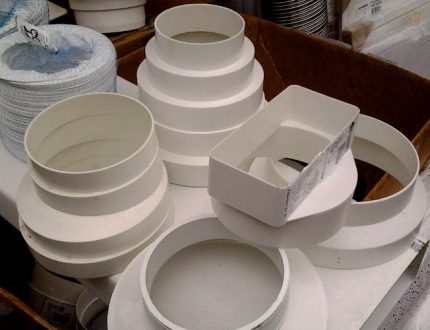 Adaptateurs en plastique pour le raccordement à un conduit de ventilation Adaptateurs pour connecter la hotte