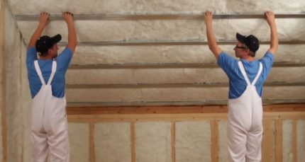 Installation d'un profilé métallique