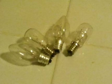 Lampe avec douille E12