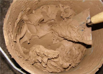 Mortier d'argile pour la construction d'un four massif Mortier d'argile pour la construction du four