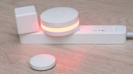 Bouton à bascule universel