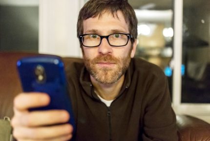 Contrôle intelligent de la maison à partir d'un smartphone