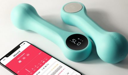 Des haltères intelligents vous rappellent l'entraînement