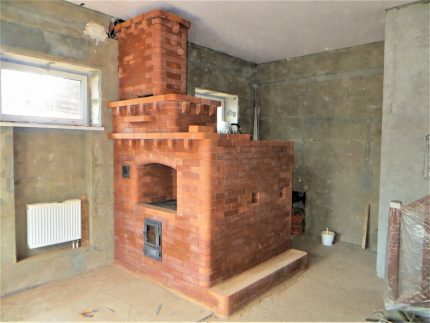 Poêle en option avec un petit banc de poêle