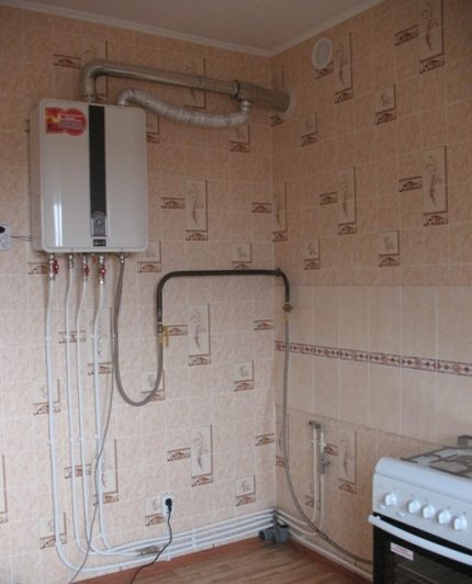 Chaudière à gaz murale dans un bâtiment à plusieurs étages Chauffage dans les nouveaux bâtiments