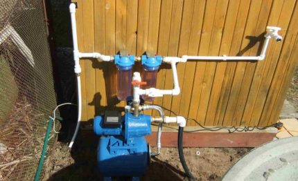 Emplacement de la station de pompage dans une zone ouverte Installation d'une station de pompage dans la rue