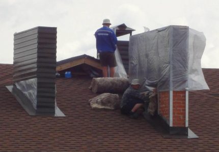 Thermal insulation of smoke and ventilation shafts Chimney insulation