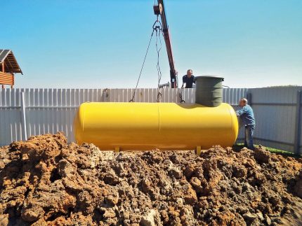 Installing the gas tank underground