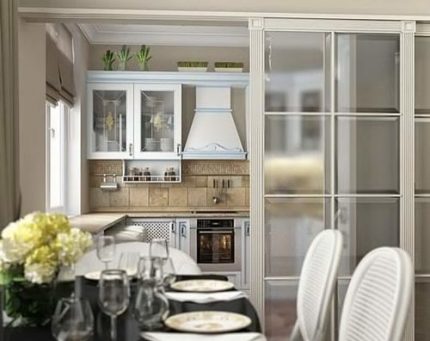 Divisória deslizante na cozinha divisória deslizante