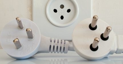 Electric plug Electric plug